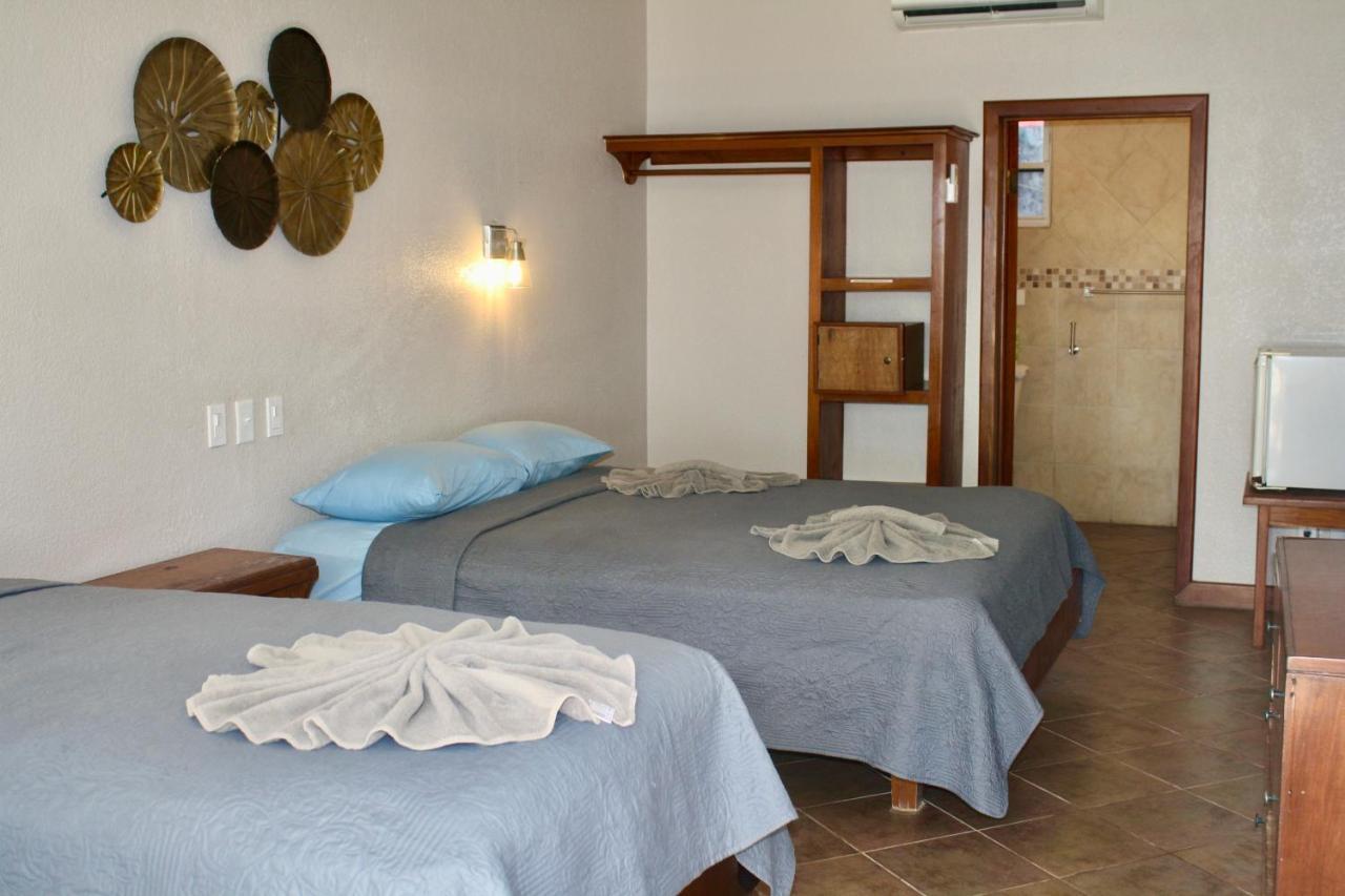 סן פדרו Holiday Hotel מראה חיצוני תמונה