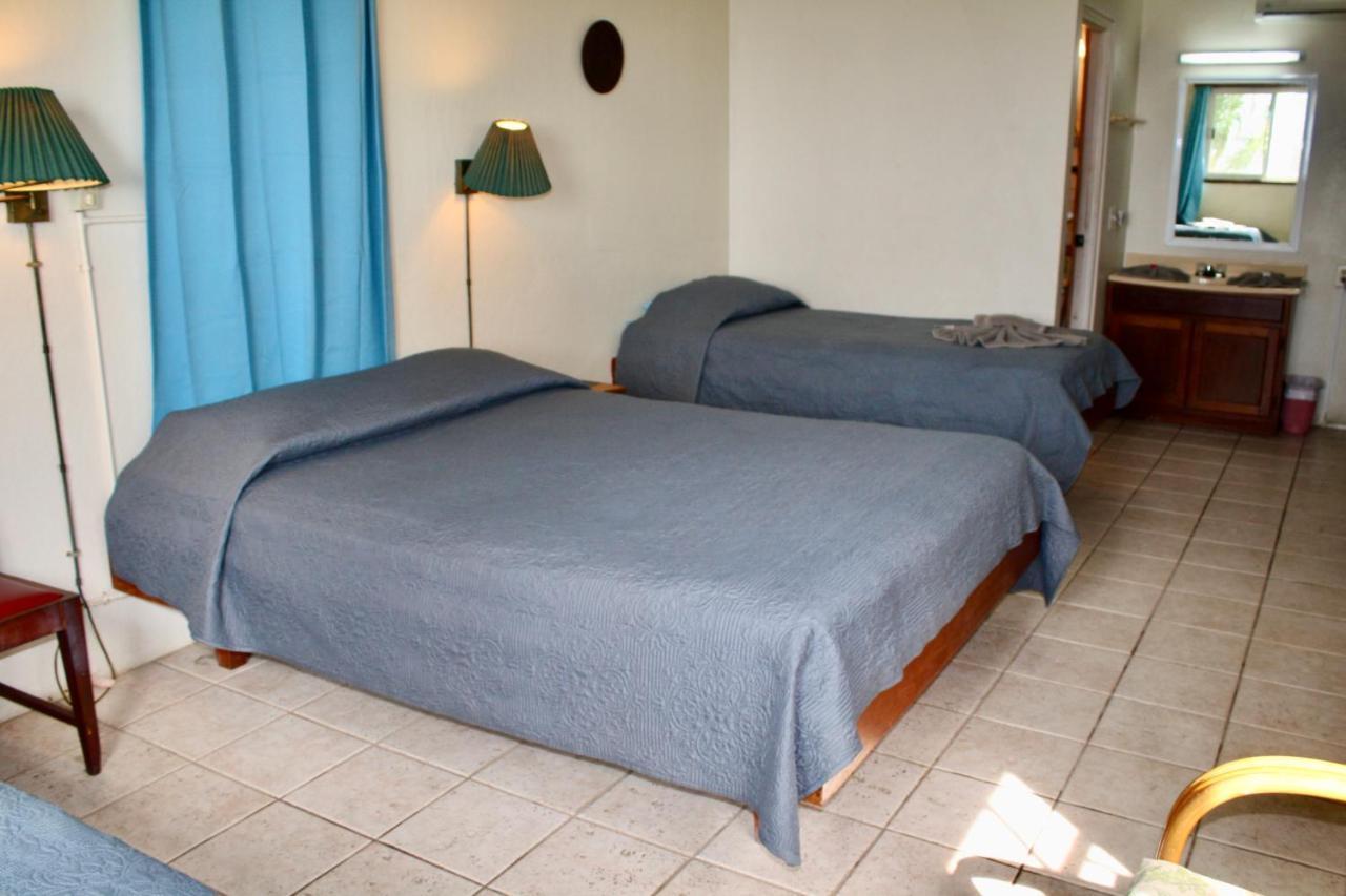 סן פדרו Holiday Hotel מראה חיצוני תמונה