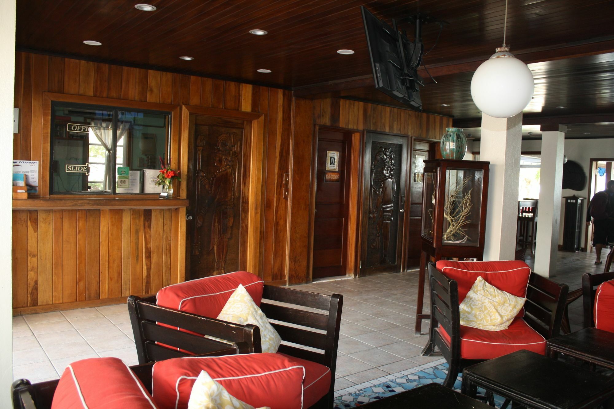 סן פדרו Holiday Hotel מראה חיצוני תמונה